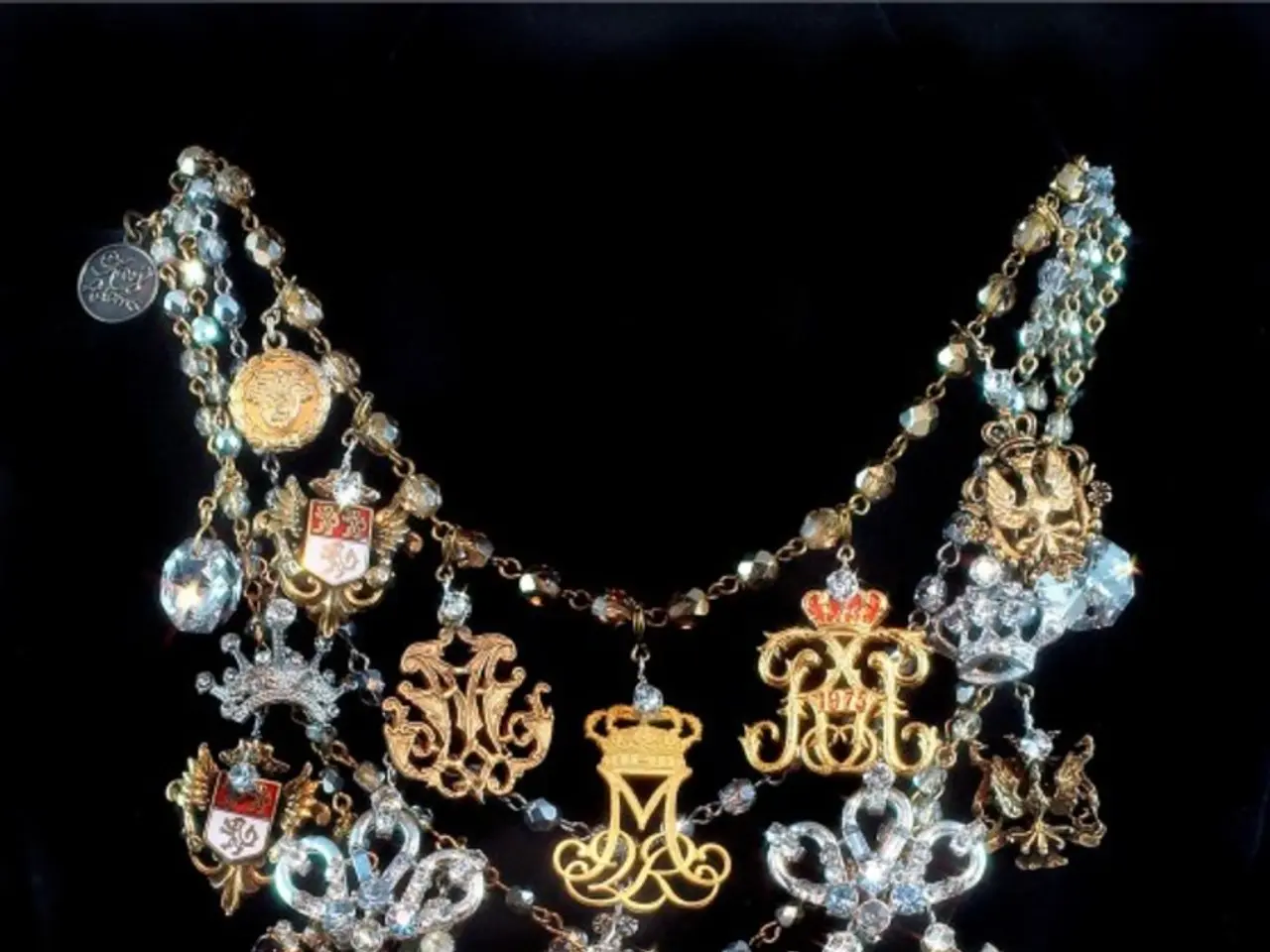 Alleviating Muscle Stresses Through Heat: Advantages of Hot Stone Massage Therapy