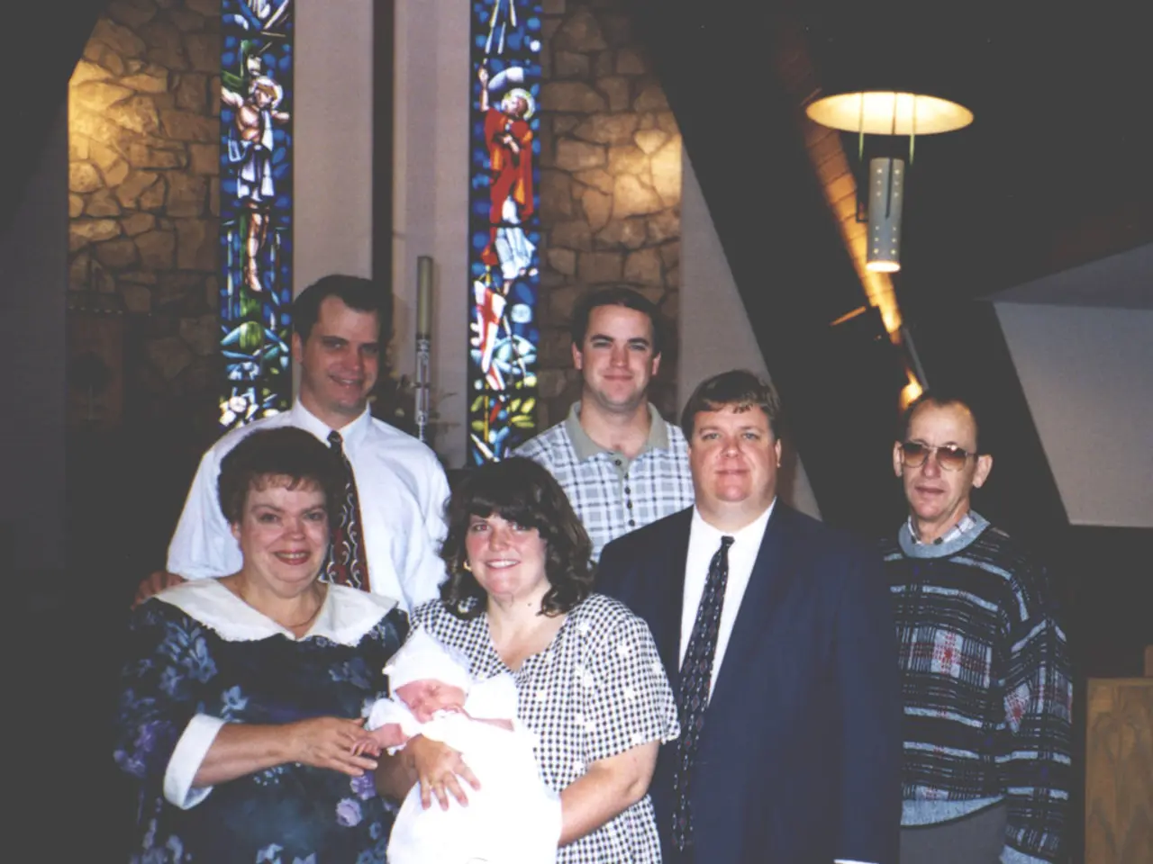 Celebrities' Recovery Techniques: Reversing Sagging Skin Post-Pregnancy