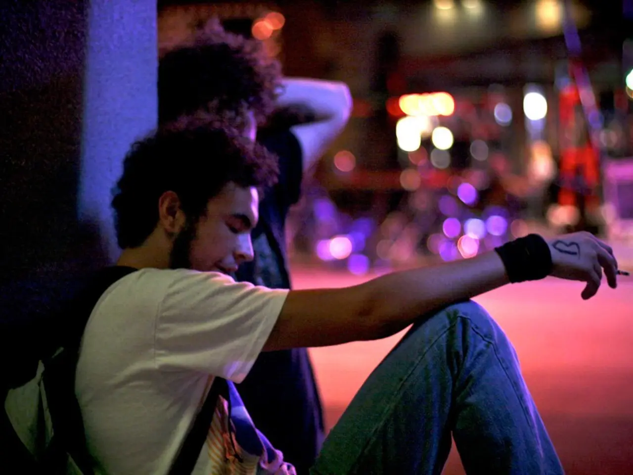 Teenagers finding ways to buy and consume snus online despite restrictions