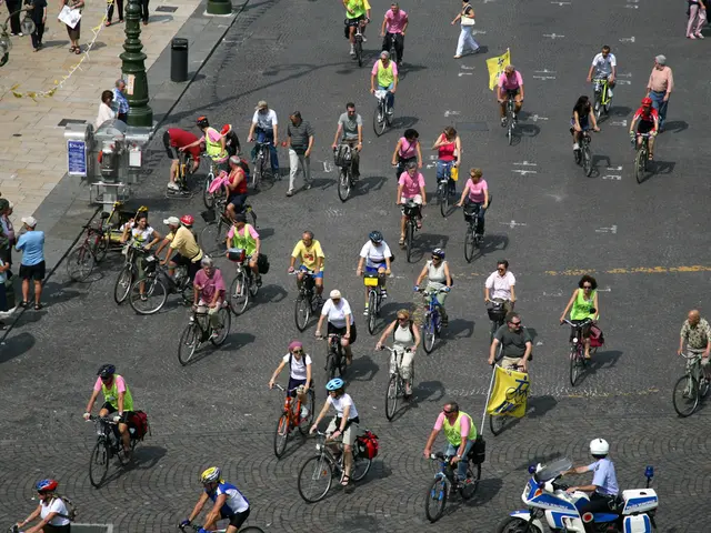 Bicyclist experiences an injury