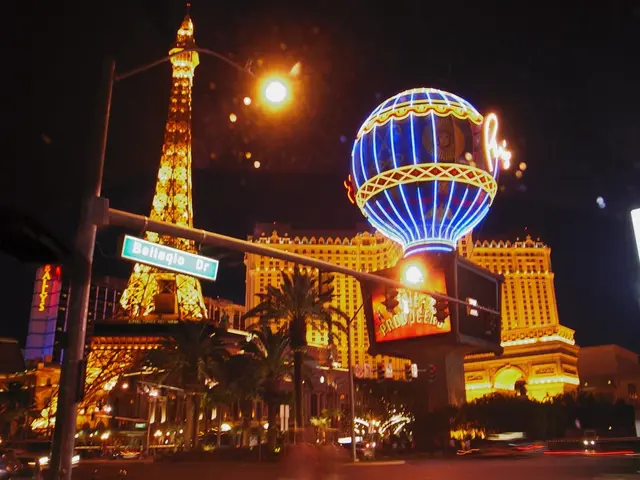 Sunday's Designation: Volunteers Surface During Blue Light Day