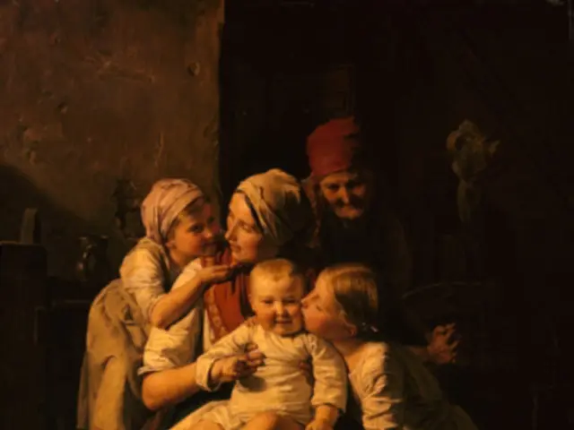 Santander facilitates the reentry of mothers who left their professions to focus on child-rearing...