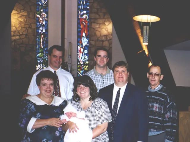 Celebrities' Recovery Techniques: Reversing Sagging Skin Post-Pregnancy