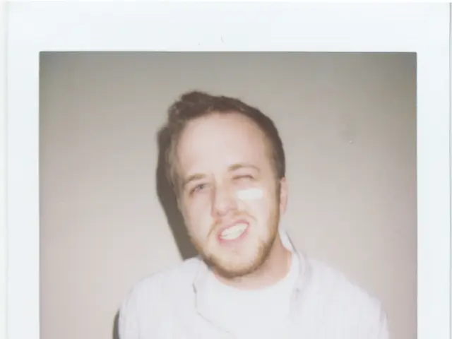 Eye health alert: Avoid this common error that could potentially damage your vision - Stop...