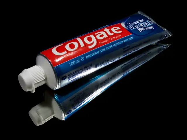 Scientists claim superior toothpaste effectiveness using hair over fluoride variants