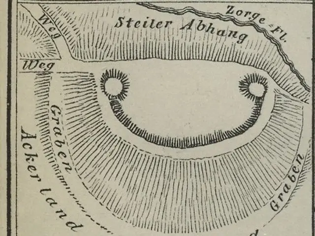 The image shows a black and white drawing of a map of the city of Hamburg, Germany, with text...